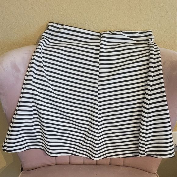 Anna Paola Skirt - Picture 4 of 4